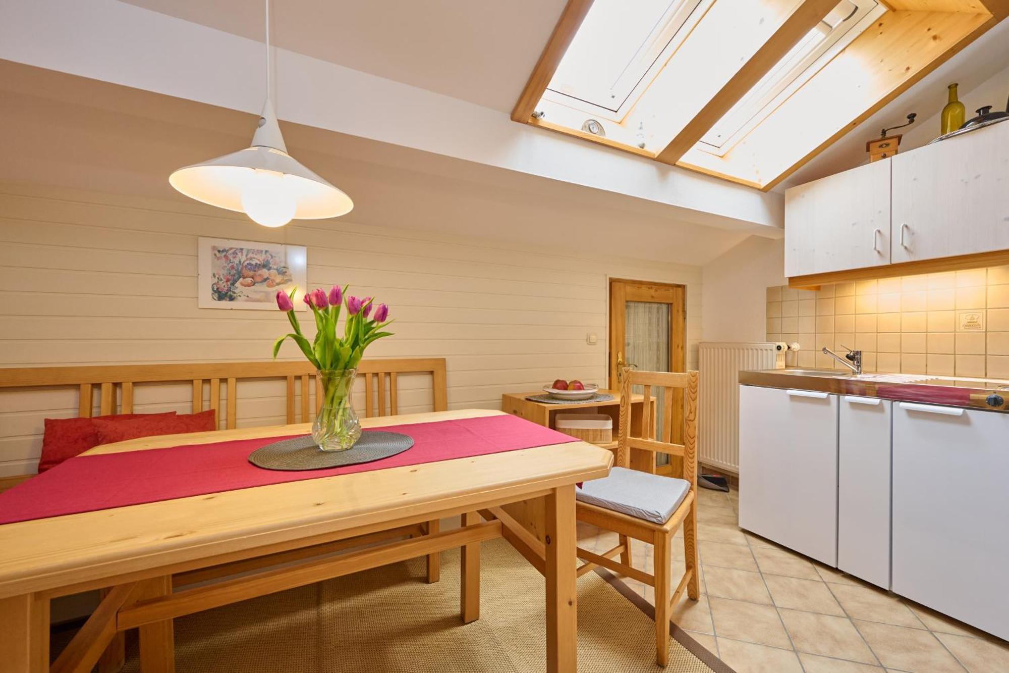 Gaestehaus Weissenbacher-Ferienwohnungen มาร์ควาร์ทชไตน์ ภายนอก รูปภาพ