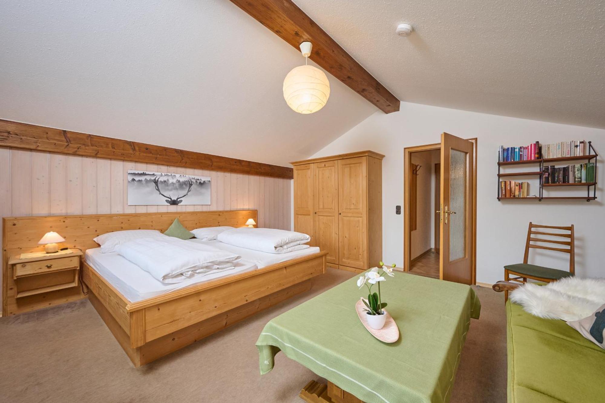 Gaestehaus Weissenbacher-Ferienwohnungen มาร์ควาร์ทชไตน์ ภายนอก รูปภาพ